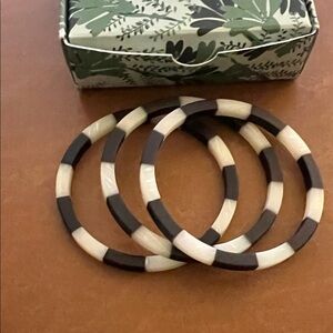 Plunder Black and Cream Striped Acrylic Bangles! NIB!